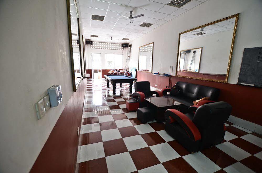 The Local - Riverside Phnom Penh Luaran gambar